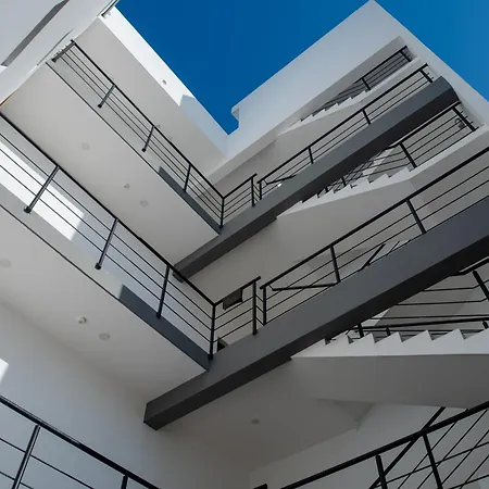 2Br/2Ba Condo 1 Block To Ocean! - Unit 7-2