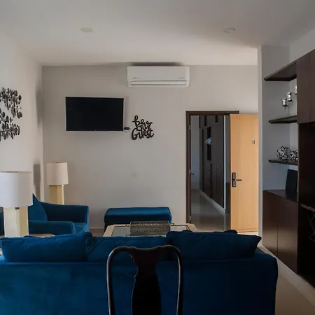 2Br/2Ba Condo 1 Block To Ocean! - Unit 7-3